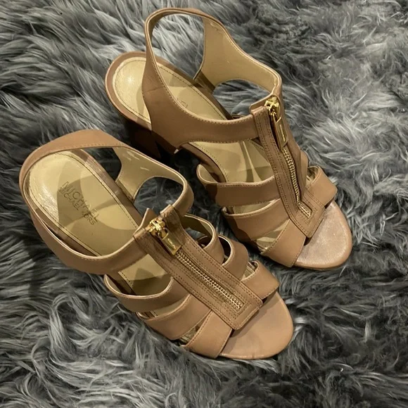 Michael Kors Tan Heels - Picture 2 of 5